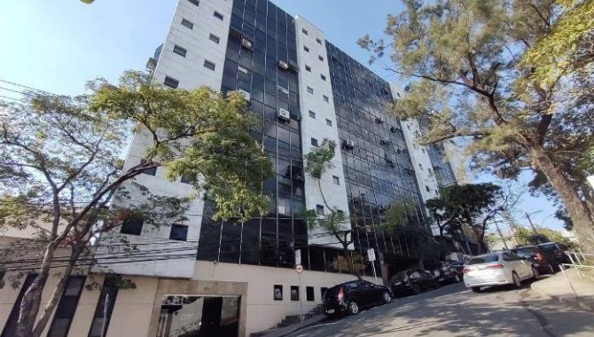 Sala Comercial Ampla em Belo Horizonte com 427 m²