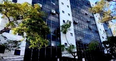 Sala Comercial Ampla em Belo Horizonte com 427 m²