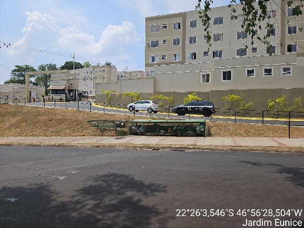 Apartamento com 2 Quartos e 1 Vaga em Mogi Mirim