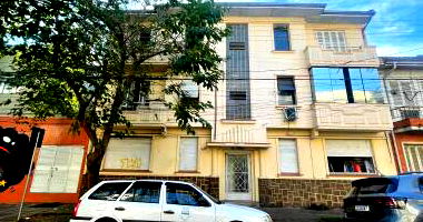 Apartamento de 02 Dormitórios com Sacada em Porto Alegre