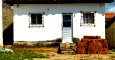 Casa com 1 quarto e 1 banheiro, ocupada, área construída de 61.87m²