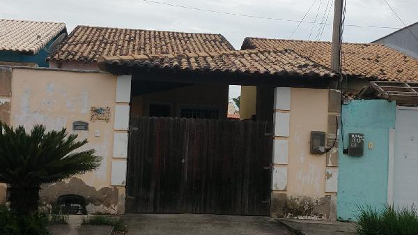 Casa 2 quartos 2 banheiros 71,5m² construída, terreno 240m²