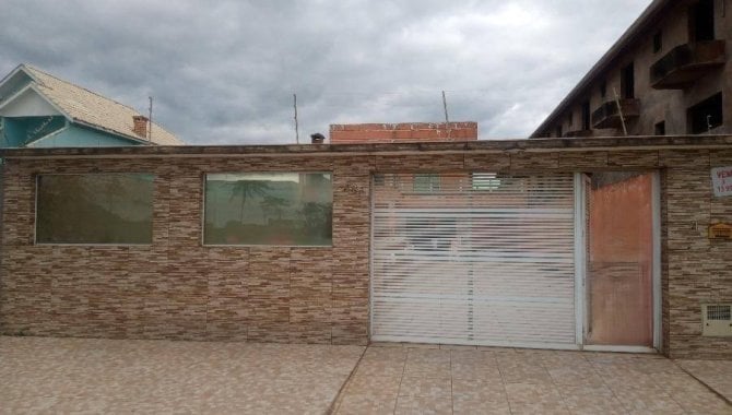 Casa 247 m² com 4 quartos em Peruíbe, SP