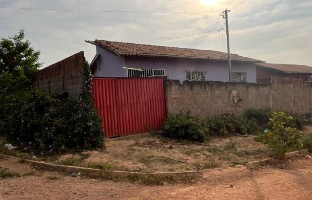 Casa com 2 quartos, 1 banheiro, 61.87m², ocupada