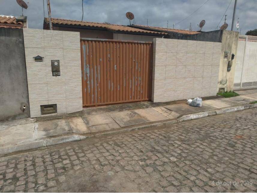 Casa em Leilão com 36m² Construída em São Gonçalo Dos Campos/BA