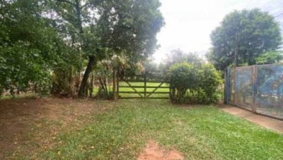 Casa com 198m² em Condomínio Fechado, 2 Quartos e 3 Banheiros