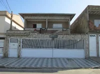 Casa com 2 quartos em Praia Grande, SP