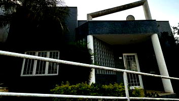 Imóvel Comercial com 6 Salas, 267m² AT e 175m² AC