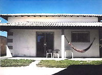 Casa linear 2 quartos, 1 suíte, laje e varanda em lote 12x30