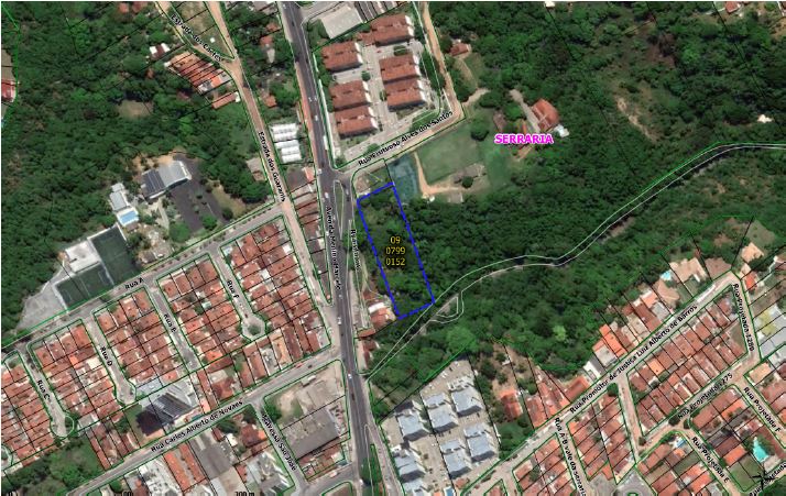Terreno com 3.400,00 m² em Serraria