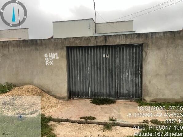 Casa com 2 quartos, 1 banheiro, 58,81m² construída, 1 vaga