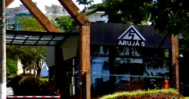 Casa em Condomínio - Arujá/SP