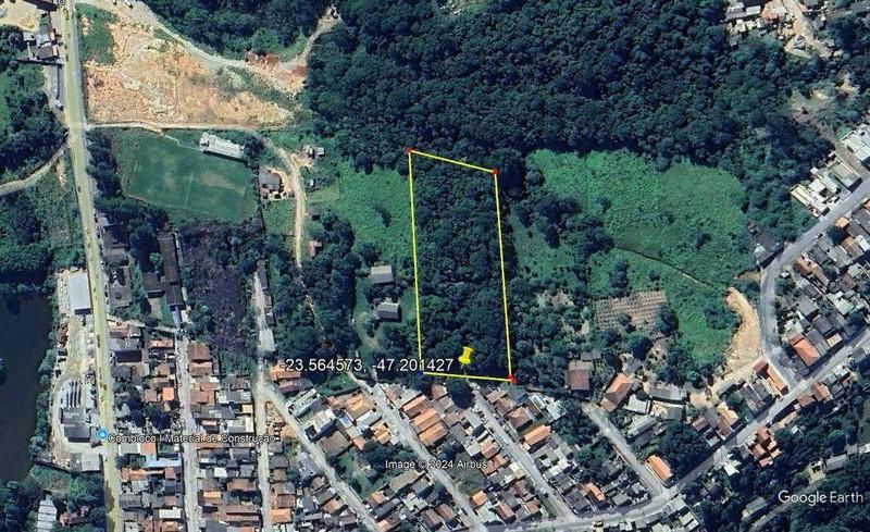 Chácara Cláudia com 10.852,50 m² em Mairinque - SP