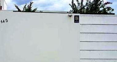 Casa Ocupada com 168m² de Área Construída em Leilão