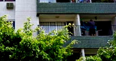 Apartamento Ocupado com 1 Vaga no Edifício Antibes em Recife/PE