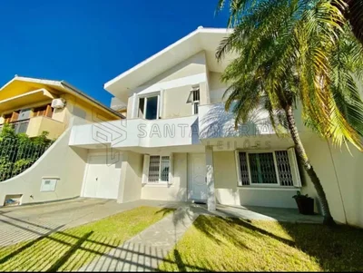 Casa de 202m² com terreno amplo e hipoteca registrada