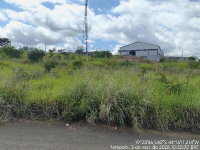 Terreno de 540m² no Bairro Universitário com Gravame