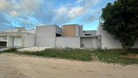 Casa padrão 3 quartos, 1 banheiro, 1 vaga, 189m² construída, ocupada