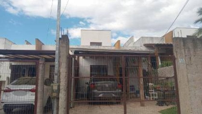 Casa em Condomínio com 2 quartos, 1 banheiro e 1 vaga de garagem
