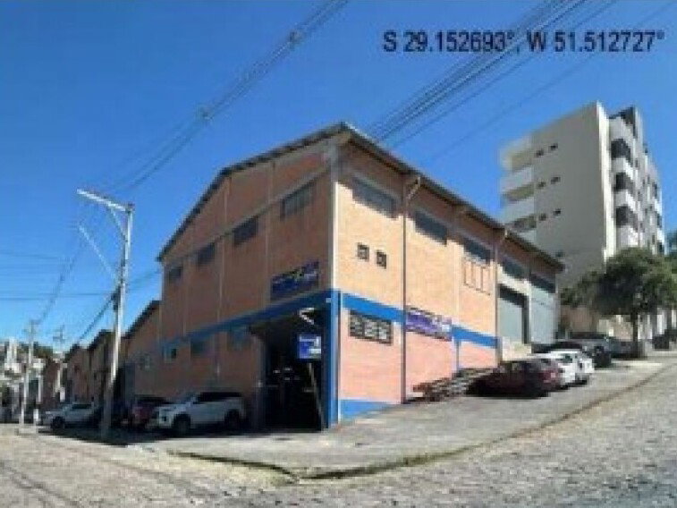 Galpão Amplo em Bento Gonçalves com 1965m² de Área Privativa