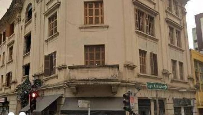 Loja Comercial Ocupada em São Paulo - República