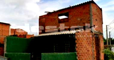 Casa com 2 dormitórios e 80m² em Limeira/SP