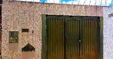 Casa com 2 Quartos e 2 Vagas em Jardim Canaa