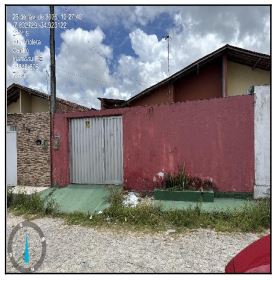 Casa com 55m², 2 quartos, 1 banheiro e 1 vaga
