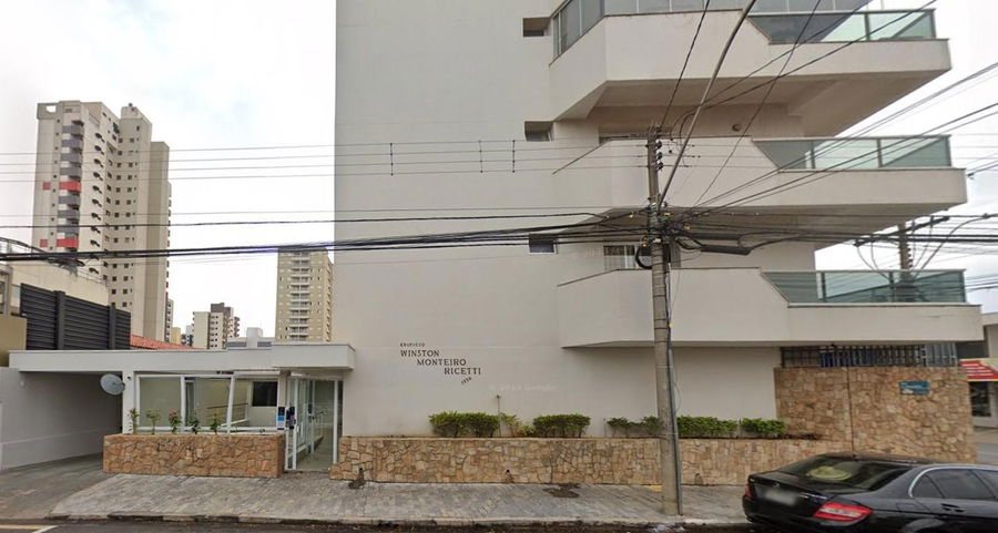 Amplo Apartamento com Varanda Panorâmica em São Carlos