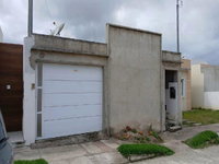 Casa com 2 Quartos e Varanda em Bela Vista