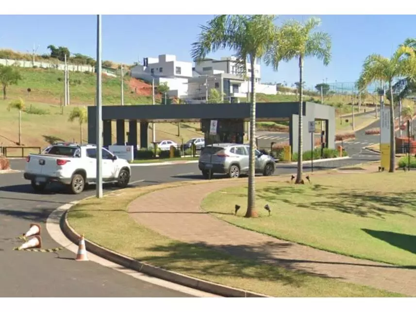 Terreno 308,91m² em leilão -