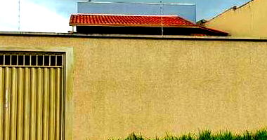 Casa padrão ocupada com 193m² construída e 300m² terreno