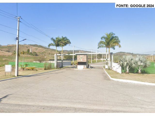 Terreno 152m² em Condomínio Holiday Park Land I