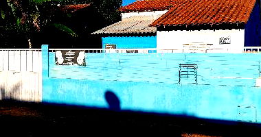 Casa com 2 quartos, 1 vaga, 58.81m²