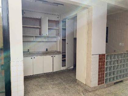 Casa espaçosa com 163 m² construída, desocupada e pronta para morar