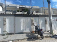 Apartamento com Varanda e 1 Vaga em Nova Iguaçu