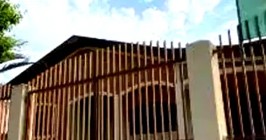 Casa em Leilão com 750m² de Terreno e 258m² Construída