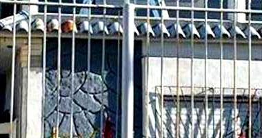 Casa padrão com 4 quartos, 3 banheiros, 2 vagas, área construída 181,47m²