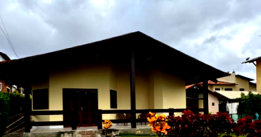 Casa em Gravatá com 120m² em Condomínio Fechado