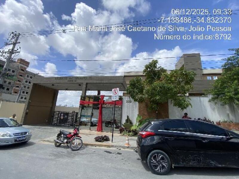 Apartamento com 3 quartos, 2 banheiros e 1 vaga de garagem