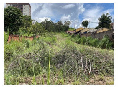 Terreno de 1.251m² em condomínio, pronto para construir