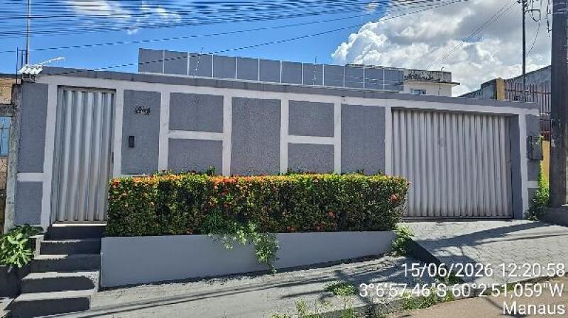 Casa com 3 Quartos e 1 Vaga em Manaus
