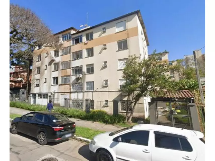 Apartamento em Leilão com 1 Quarto e Vaga