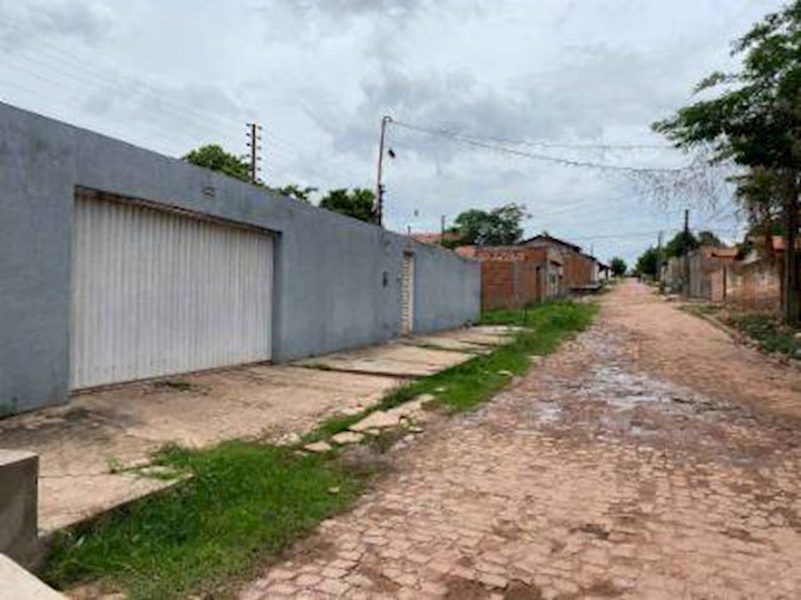 Casa Ocupada com 3 Quartos em Timon/MA