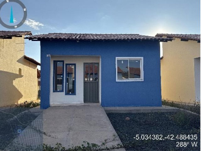 Casa com 2 quartos e 1 vaga em Altos/PI