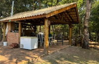 Duas Fazendas Rurais com 8 hectares e benfeitorias, ocupadas