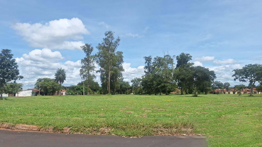 Terreno 1825,21m² em Planura/MG - Ideal para Lazer ou Investimento