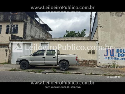 Casa com 2 Quartos e Varanda em Nova Iguaçu