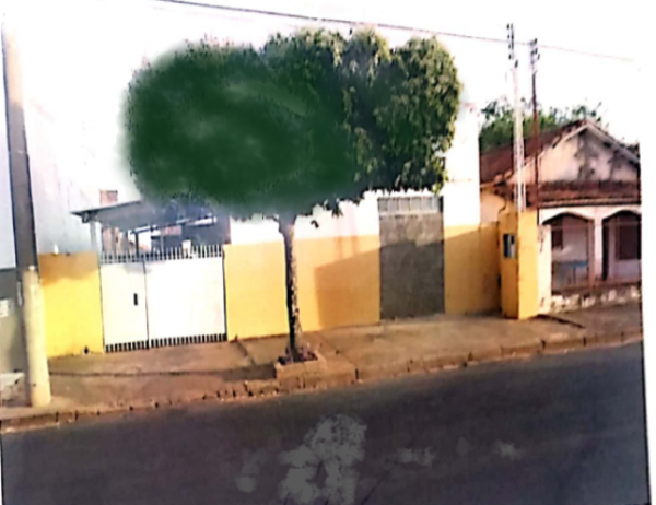 Prédio Comercial 360m² em Rancharia