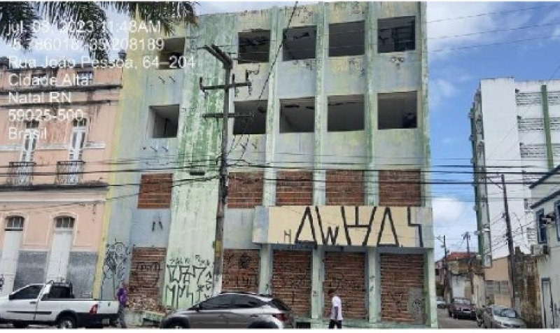 Apartamento em Natal com 663.04m² de Área Privativa